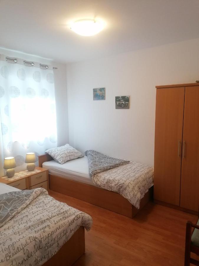 Apartments Marlen Mali Lošinj Buitenkant foto