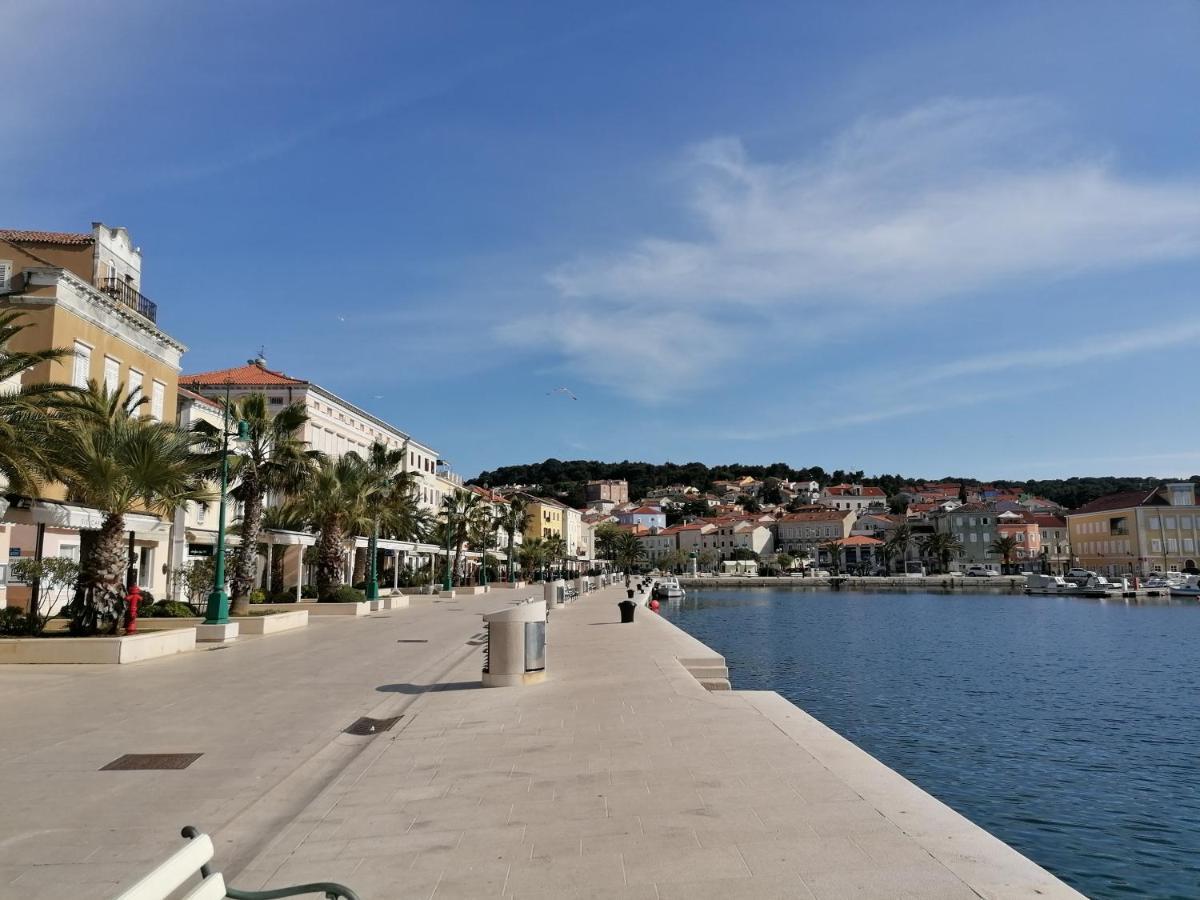 Apartments Marlen Mali Lošinj Buitenkant foto